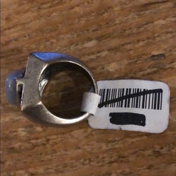 Free People silver rustic stone ring - Picture 3 of 5